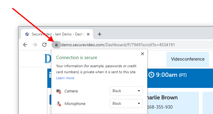 Arrow pointing at the lock symbol
